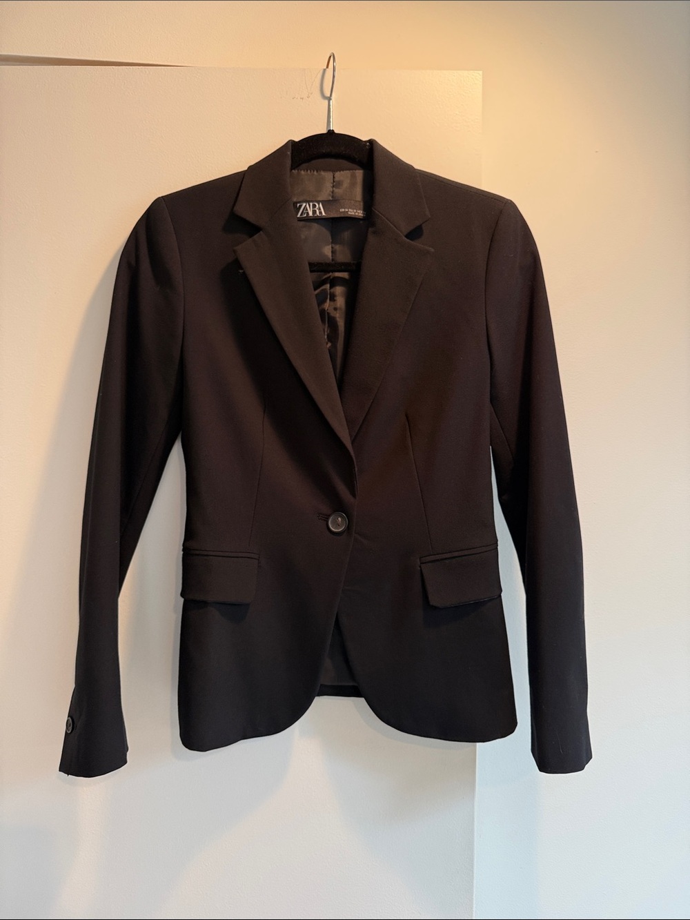 Zara Black Single-Button Tailored Blazer